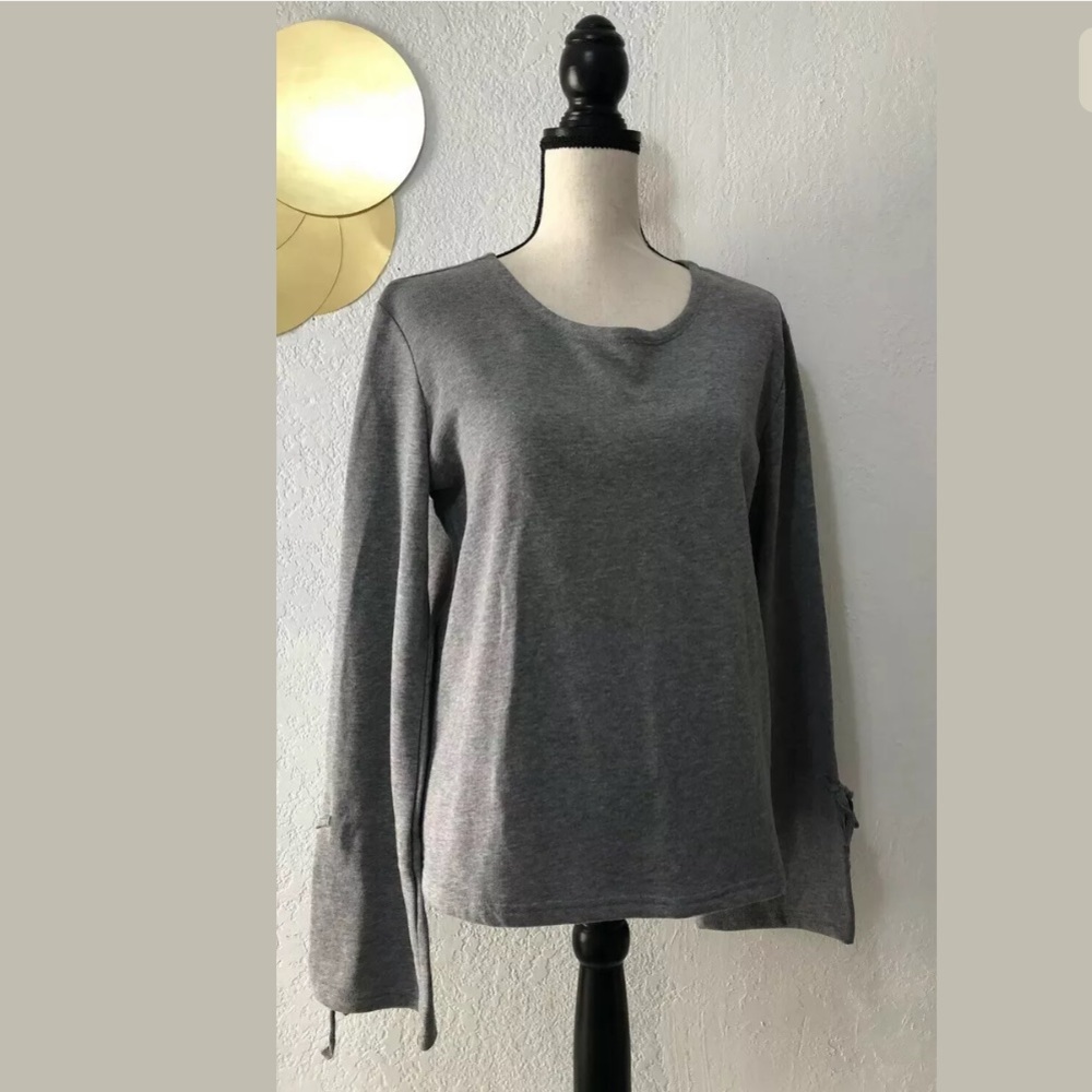 🌹grey & gray Pullover Bell Sleeve Sweater Sz M
